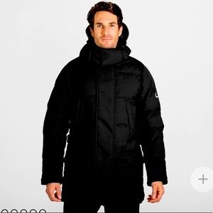 Wuxly Men’s Black Large Parka. NWOT, worn once.